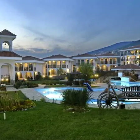 ホテル Monastery 1 Complex First Line 3*