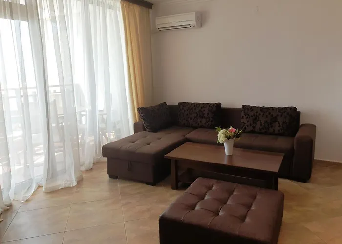 Monastery 1 Complex First Line 호텔