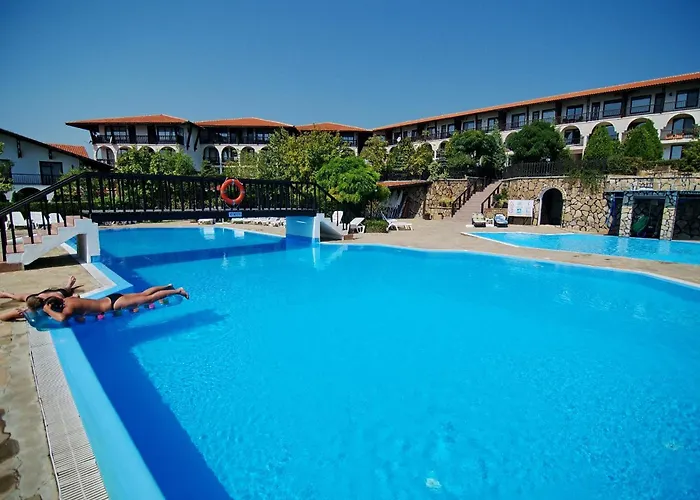 Monastery 1 Complex First Line 호텔 3*