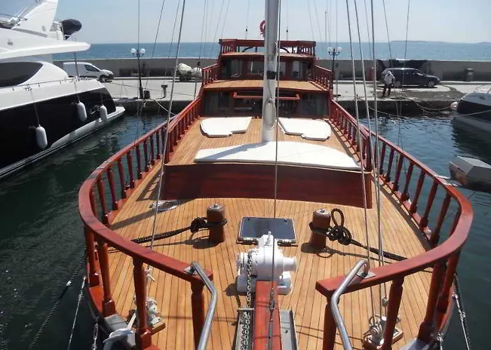 Monastery 1 Complex First Line 호텔 스베티 블라스